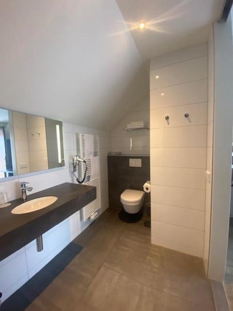 De Twee Linden Beneden-Leeuwen Quarto foto
